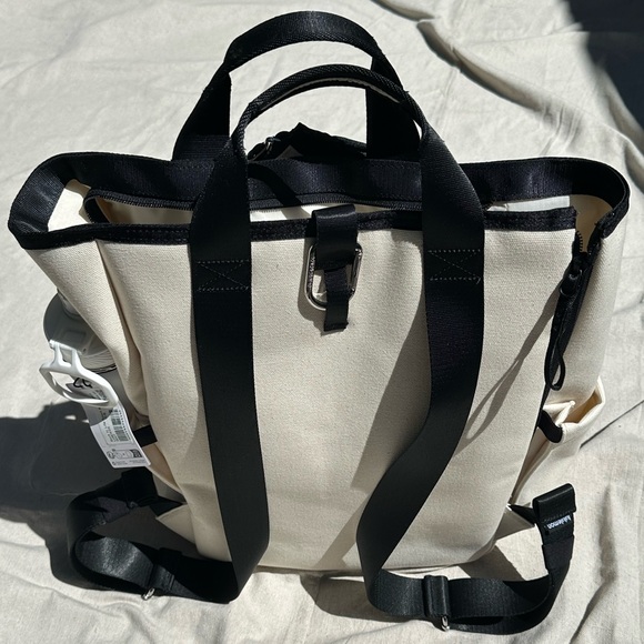 lululemon Racket Bag 19L - Picture 3 of 14